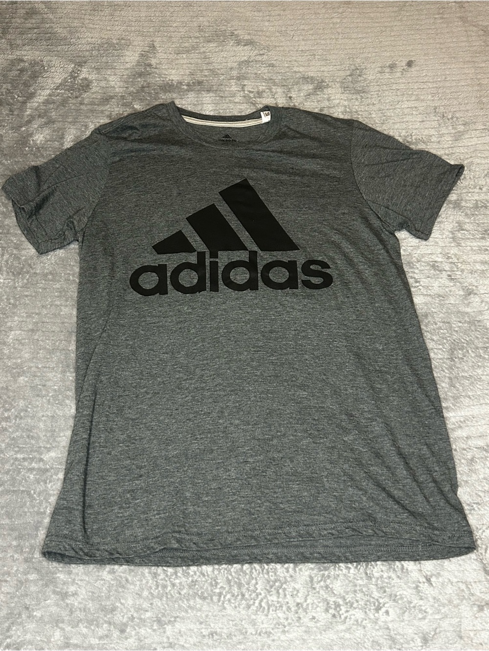 Adidas Heathered Gray Short Sleeve T-shirt Size Medium
